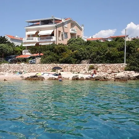 Mandre 6386d Apartment Pag Town