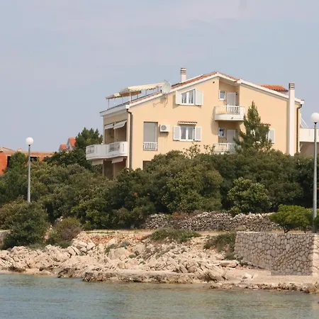 Apartment Mandre 6386d Pag Town