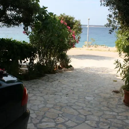 Mandre 6386d Apartment *